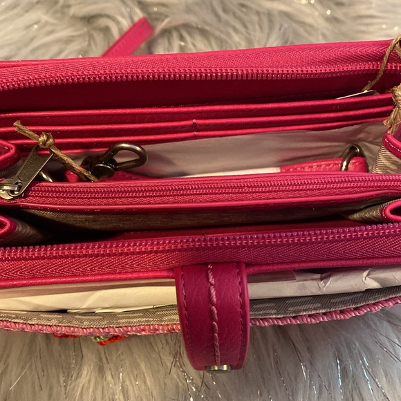 BNWT THE SAK IRIS Pink Cherries Wristlet Crossbody Wallet - Picture 4 of 11